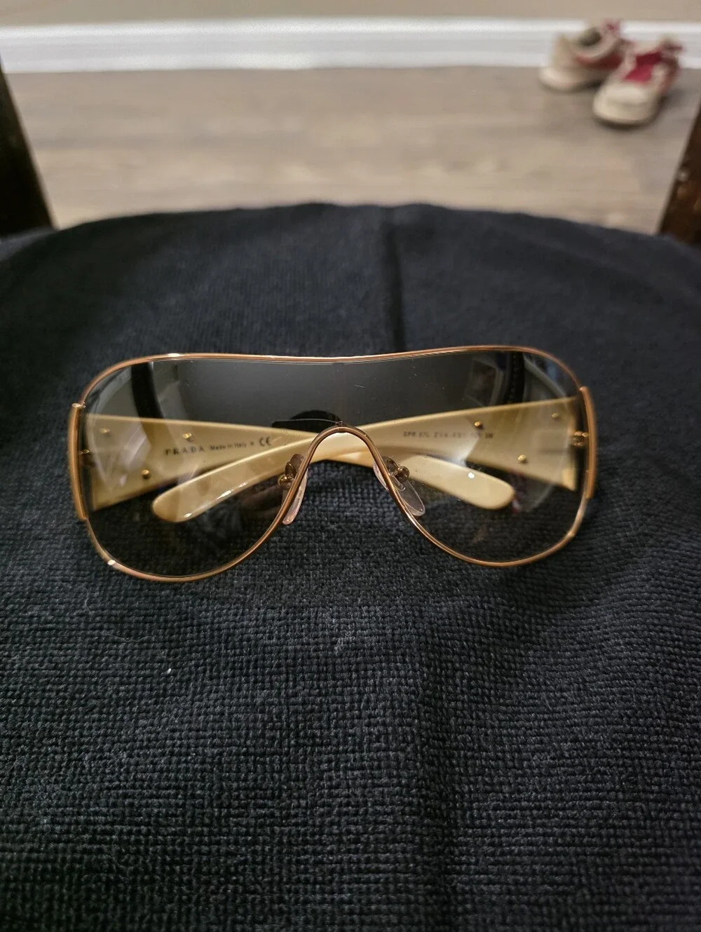 Women's y2k Prada Cream & Brown Lens Sunglasses with Case